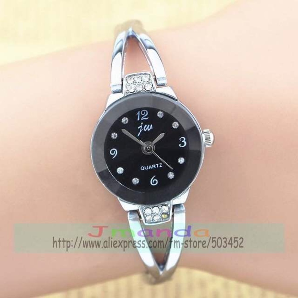 Women’s quartz watch